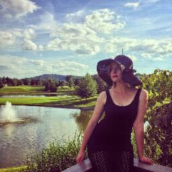 Meet your Posher, Jasmine - Picture 1 of 1